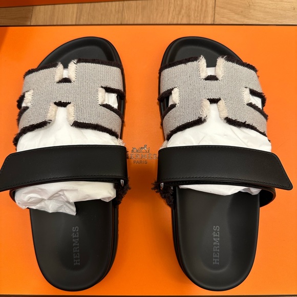 Hermes Chypre fringed H canvas and calfskin Women’s Sandals 37.5 Prunoir Black - Picture 3 of 10